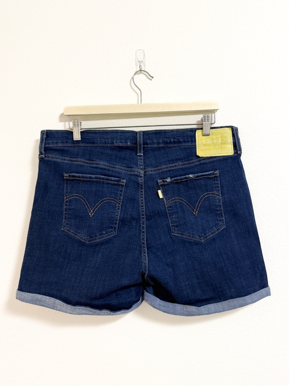 💛 Levi's Custom Tailor Shop Mid Length Denim Shorts w/ Yellow Size 34 💛